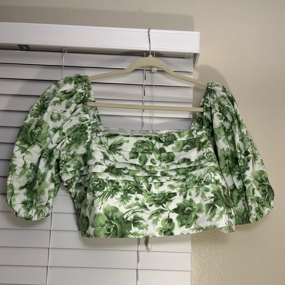 Abercrombie Ruched Bodice Puff Sleeve Top